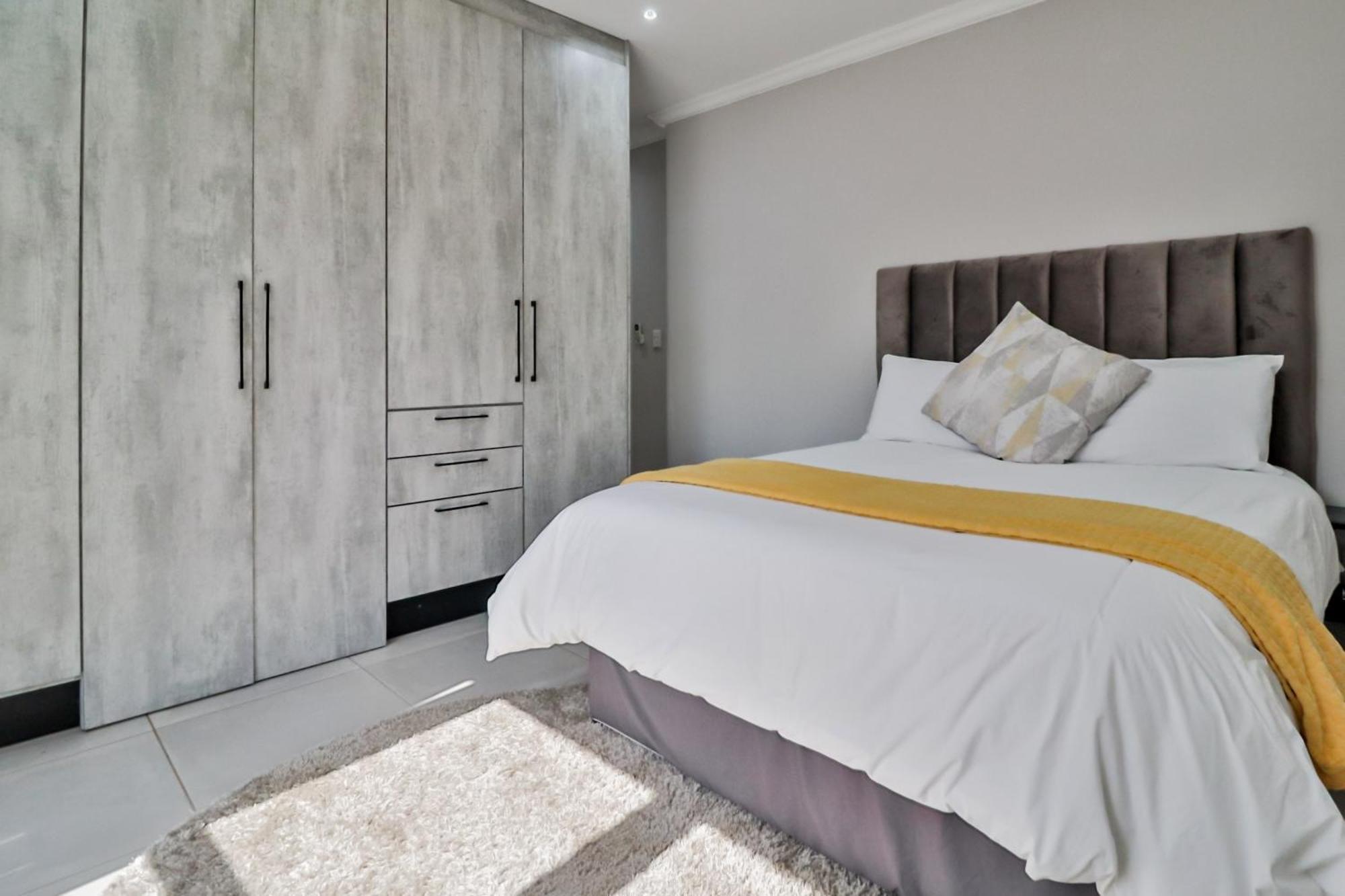 House Of Bongekile 4 Bed Luxury Home In Malelane Malalane Ngoại thất bức ảnh