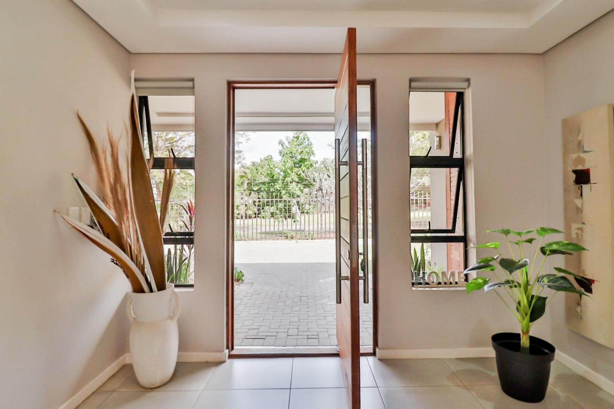 House Of Bongekile 4 Bed Luxury Home In Malelane Malalane Ngoại thất bức ảnh
