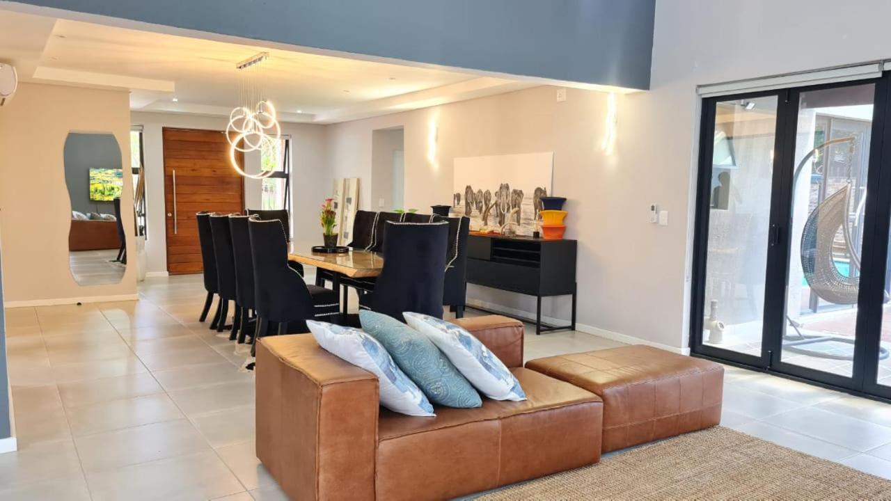 House Of Bongekile 4 Bed Luxury Home In Malelane Malalane Ngoại thất bức ảnh